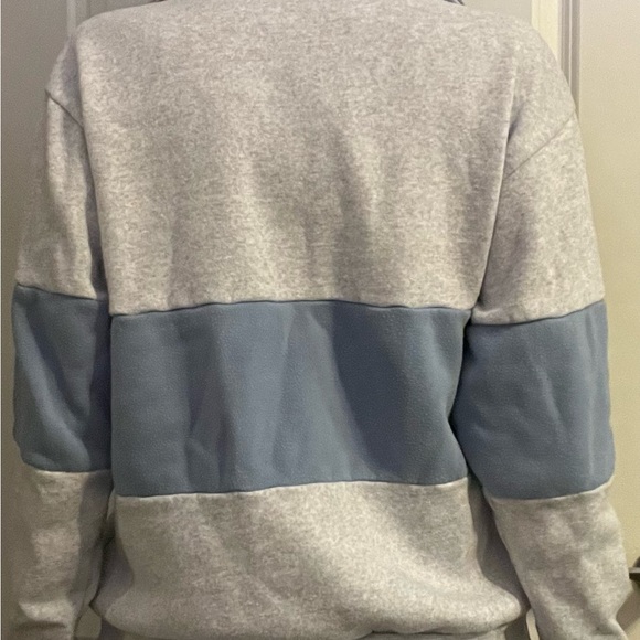 Super soft Brandy Melville Half-Zip Sweatshirt - Picture 3 of 5